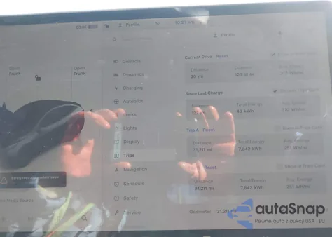 2024 Tesla Model Y Rwd z USA, uszkodzony, nr VIN 7SAYGDED2RF116545